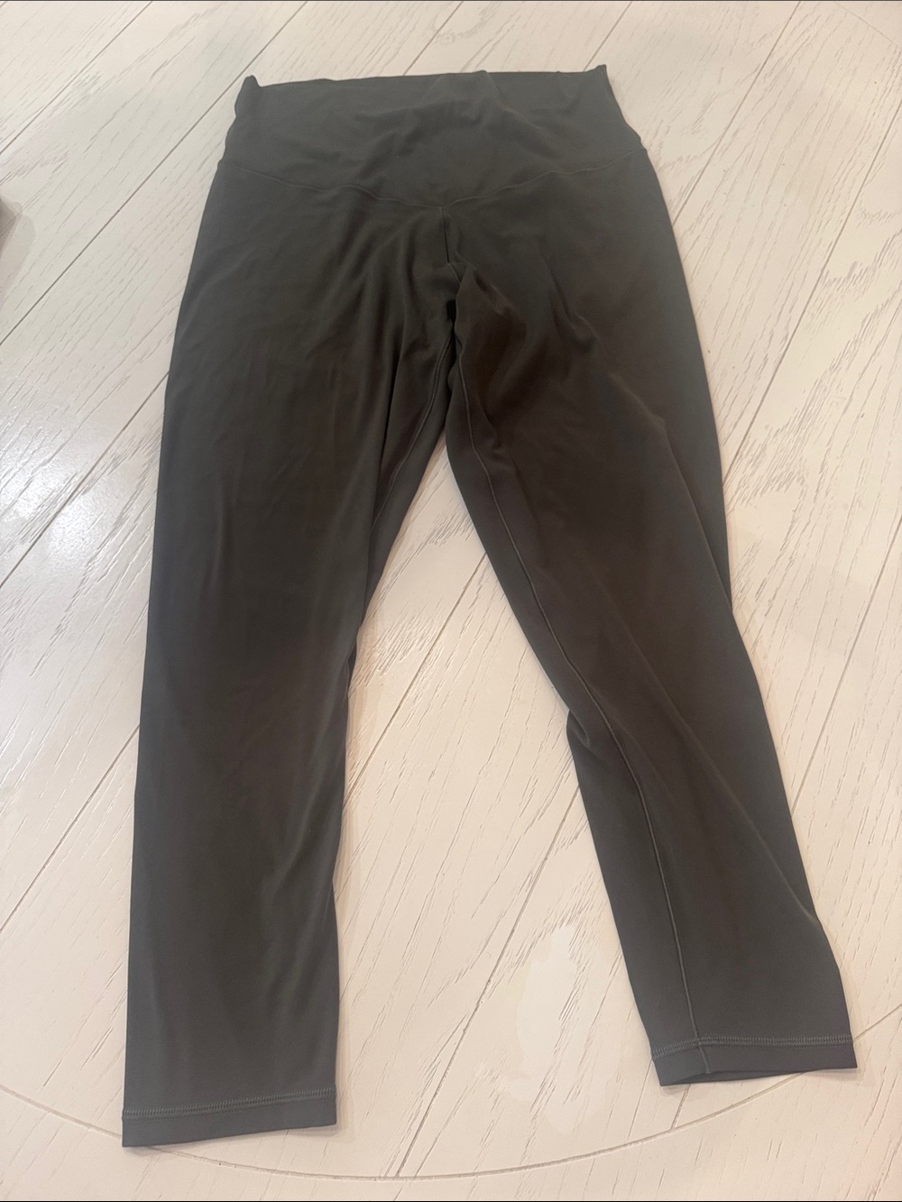 aerie Dark Olive Cropped Leggings